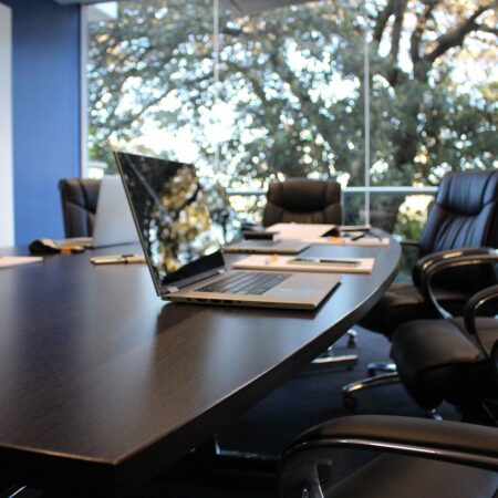 office-geac56af3f_1280