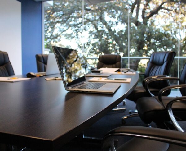 office-geac56af3f_1280